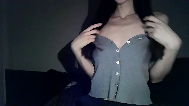 ElizaSwon online show from November 21, 2025, 7:35 pm