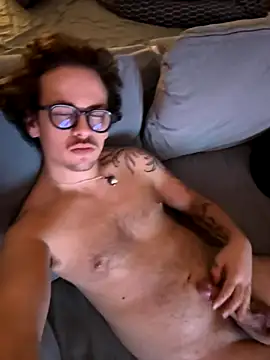 Snapshot of hardmecl chatting on October 20, 2025, 6:41 pm hardmecl online show from October 20, 2025, 6:41 pm