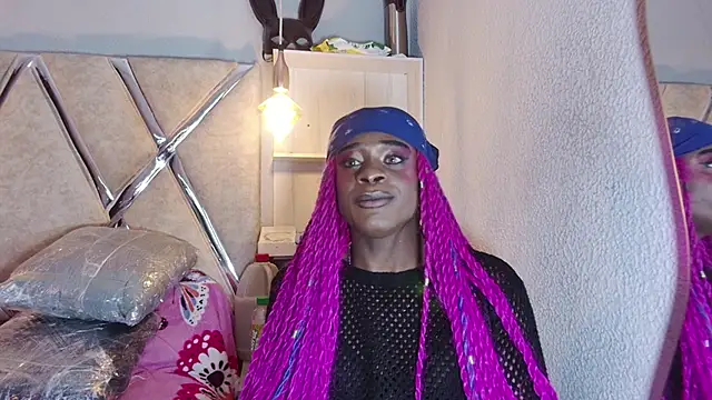 Snapshot of puca_ebony chatting on March 3, 2025, 11:35 pm puca ebony online show from March 3, 2025, 11:35 pm