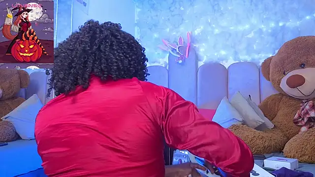 Snapshot of puca_ebony chatting on October 21, 2025, 7:46 pm puca ebony online show from October 21, 2025, 7:46 pm