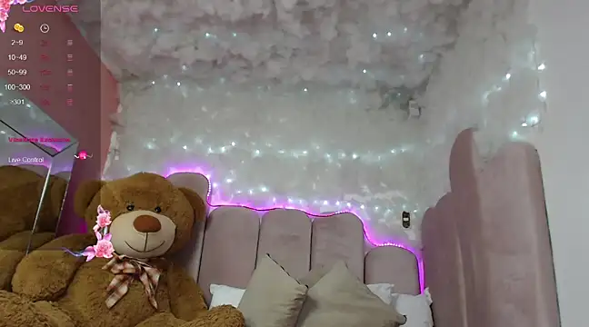 Snapshot of puca_ebony chatting on March 15, 2025, 7:59 pm puca ebony online show from March 15, 2025, 7:59 pm