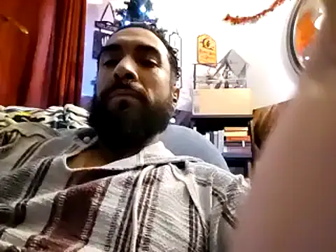 Forbidden daddy online show from December 7, 2024, 5:48 pm