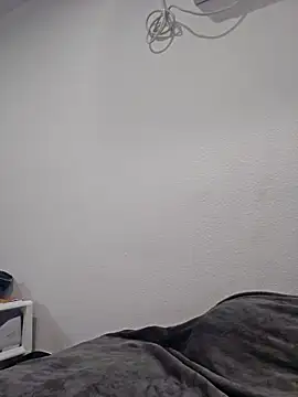 Snapshot of Iliketocooksquirt25 chatting on October 20, 2025, 2:35 am Iliketocooksquirt25 online show from October 20, 2025, 2:35 am