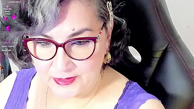 cataleya mom online show from September 13, 2025, 5:18 am