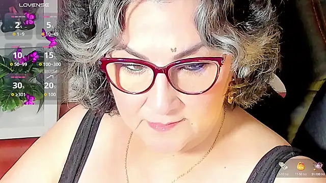 Snapshot of cataleya_mom chatting on October 22, 2025, 10:19 pm cataleya mom online show from October 22, 2025, 10:19 pm