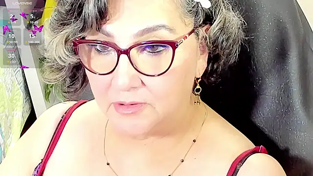 cataleya mom online show from March 5, 2026, 3:25 am