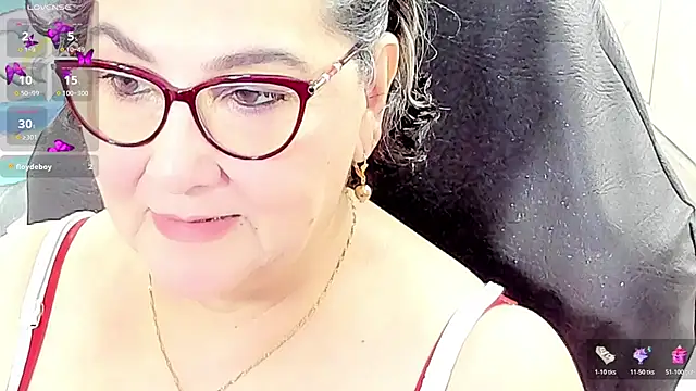 cataleya mom online show from April 14, 2026, 4:06 am