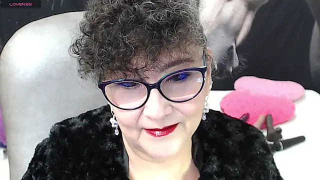cataleya mom online show from March 3, 2025, 12:01 am