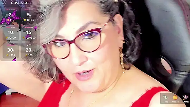 Snapshot of cataleya_mom chatting on October 30, 2025, 2:04 pm cataleya mom online show from October 30, 2025, 2:04 pm