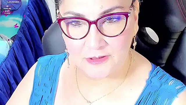 Snapshot of cataleya_mom chatting on October 5, 2025, 1:07 am cataleya mom online show from October 5, 2025, 1:07 am