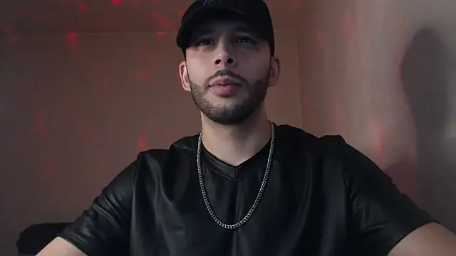 Snapshot of henryaxe chatting on September 18, 2025, 7:39 pm henryaxe online show from September 18, 2025, 7:39 pm