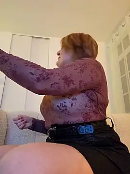 lady charlyne online show from March 26, 2026, 7:12 pm