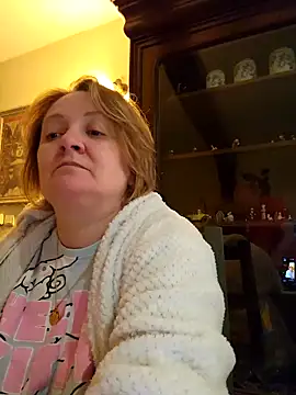 lady charlyne online show from April 7, 2026, 6:10 pm