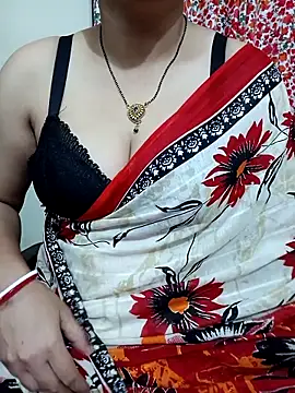 Snapshot of Priya_Boudi chatting on October 29, 2025, 6:51 pm Priya Boudi online show from October 29, 2025, 6:51 pm