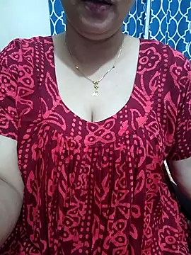 Snapshot of Priya_Boudi chatting on September 24, 2025, 6:14 pm Priya Boudi online show from September 24, 2025, 6:14 pm