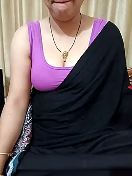 Priya Boudi online show from January 18, 2025, 4:42 pm