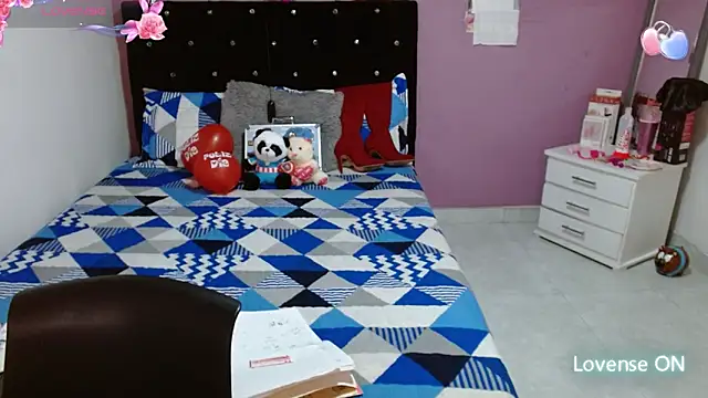 soniafuckboobs online show from March 17, 2025, 7:37 pm