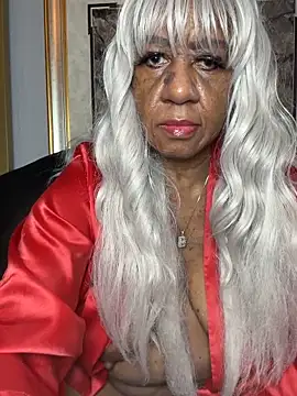 BreanaDivine online show from December 21, 2025, 3:52 am