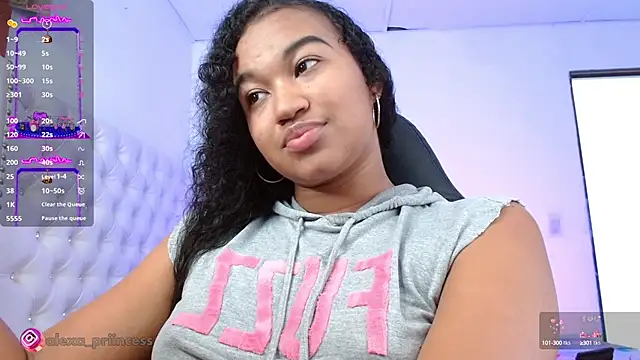 Alexa priincess online show from March 7, 2025, 2:12 pm