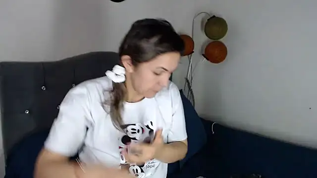 Chantal hott online show from September 25, 2025, 3:40 pm