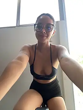 Snapshot of Salome_Villa chatting on September 23, 2025, 4:47 pm Salome Villa online show from September 23, 2025, 4:47 pm