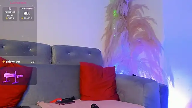 Salome Villa online show from January 7, 2026, 2:16 am