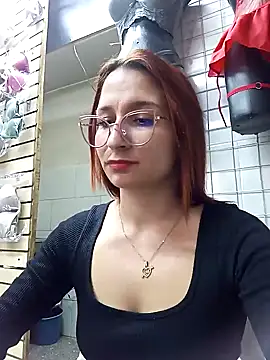 Paula382023 online show from February 6, 2025, 10:10 pm