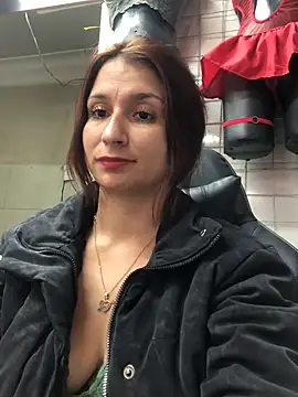 Paula382023 online show from February 26, 2025, 8:47 pm