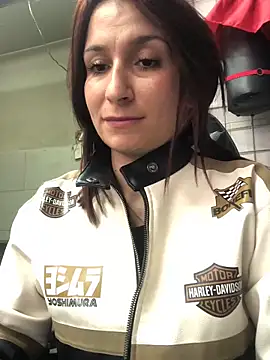 Paula382023 online show from February 17, 2025, 6:17 pm