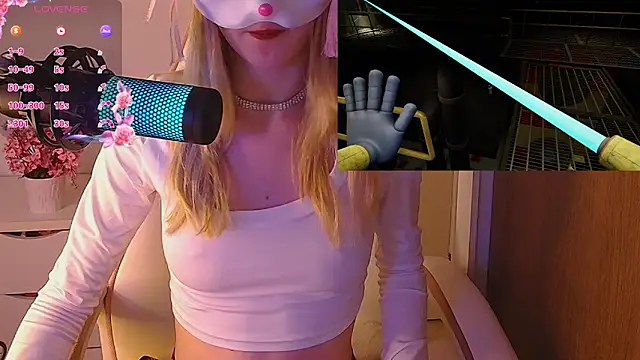 Snapshot of Sydney_Swan chatting on February 8, 2025, 4:25 am Sydney Swan online show from February 8, 2025, 4:25 am