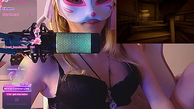 Snapshot of Sydney_Swan chatting on February 19, 2025, 5:05 am Sydney Swan online show from February 19, 2025, 5:05 am