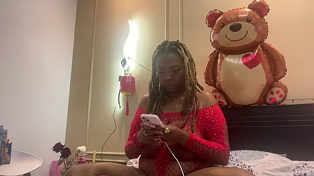 Snapshot of ChocolateCakeQueen chatting on February 15, 2025, 3:31 am ChocolateCakeQueen online show from February 15, 2025, 3:31 am