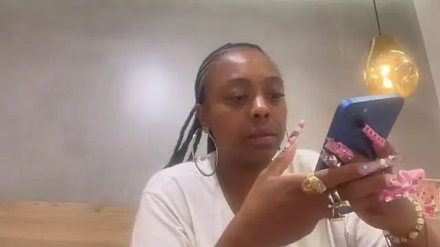 ChocolateCakeQueen online show from May 17, 2026, 3:06 am