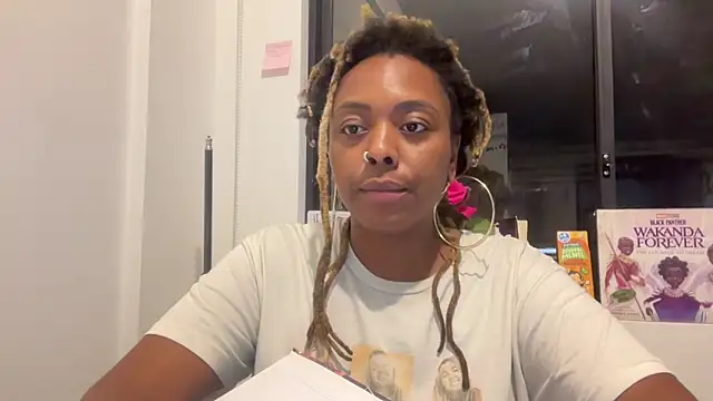 ChocolateCakeQueen online show from September 26, 2025, 12:17 am