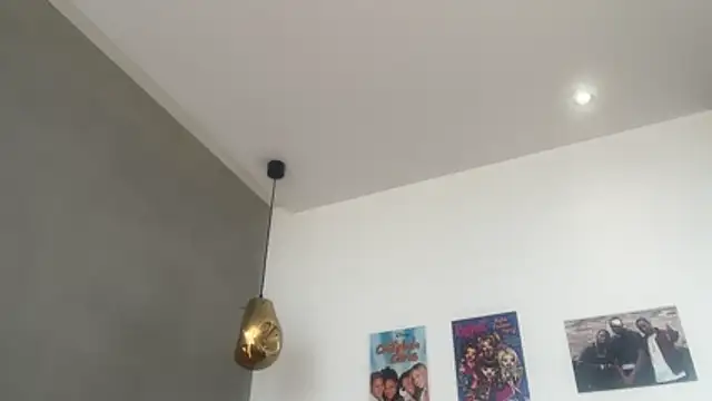 ChocolateCakeQueen online show from May 25, 2026, 4:17 pm