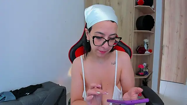 Snapshot of _amanda_seyfried19 chatting on February 9, 2026, 3:43 pm amanda seyfried19 online show from February 9, 2026, 3:43 pm