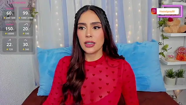 Snapshot of HazzelGray chatting on October 16, 2025, 4:26 pm HazzelGray online show from October 16, 2025, 4:26 pm