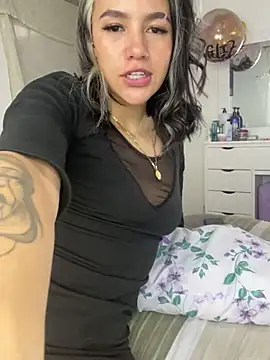 hannahb-e online show from March 7, 2025, 8:55 pm