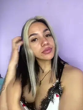 hannahb-e online show from March 8, 2025, 5:22 pm