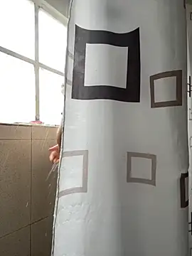 Snapshot of hannahb-e chatting on September 30, 2025, 5:30 pm hannahb-e online show from September 30, 2025, 5:30 pm