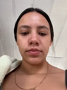 hannahb-e online show from December 15, 2025, 3:18 pm