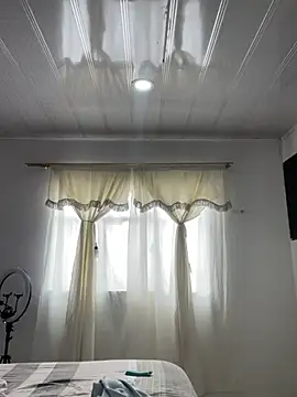 hannahb-e online show from March 31, 2026, 4:53 pm