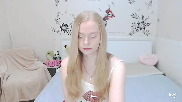 Snapshot of alice_de chatting on December 4, 2025, 11:15 pm alice de online show from December 4, 2025, 11:15 pm