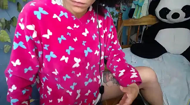 nicole ink online show from March 16, 2025, 3:28 pm