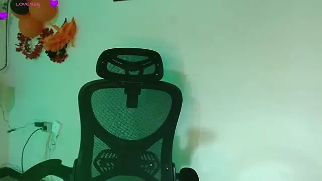  samara online show from October 4, 2025, 7:04 pm