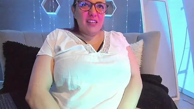 Snapshot of Sammy_owens_ chatting on March 6, 2025, 12:30 pm Sammy owens  online show from March 6, 2025, 12:30 pm