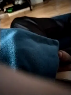 Snapshot of BarbudoSP35 chatting on October 20, 2025, 5:02 pm BarbudoSP35 online show from October 20, 2025, 5:02 pm