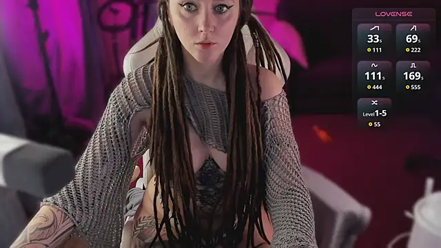 Snapshot of CutieMaevee chatting on September 23, 2025, 9:27 am CutieMaevee online show from September 23, 2025, 9:27 am