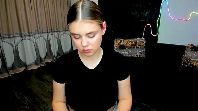 Snapshot of IsabellaBler chatting on October 8, 2025, 11:56 am IsabellaBler online show from October 8, 2025, 11:56 am