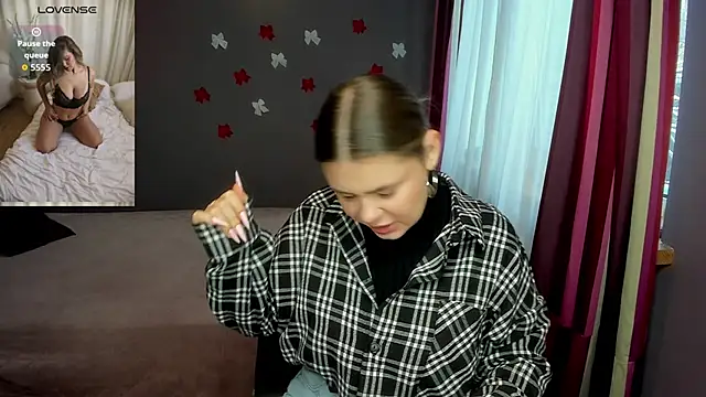 IsabellaBler online show from January 16, 2026, 12:42 pm